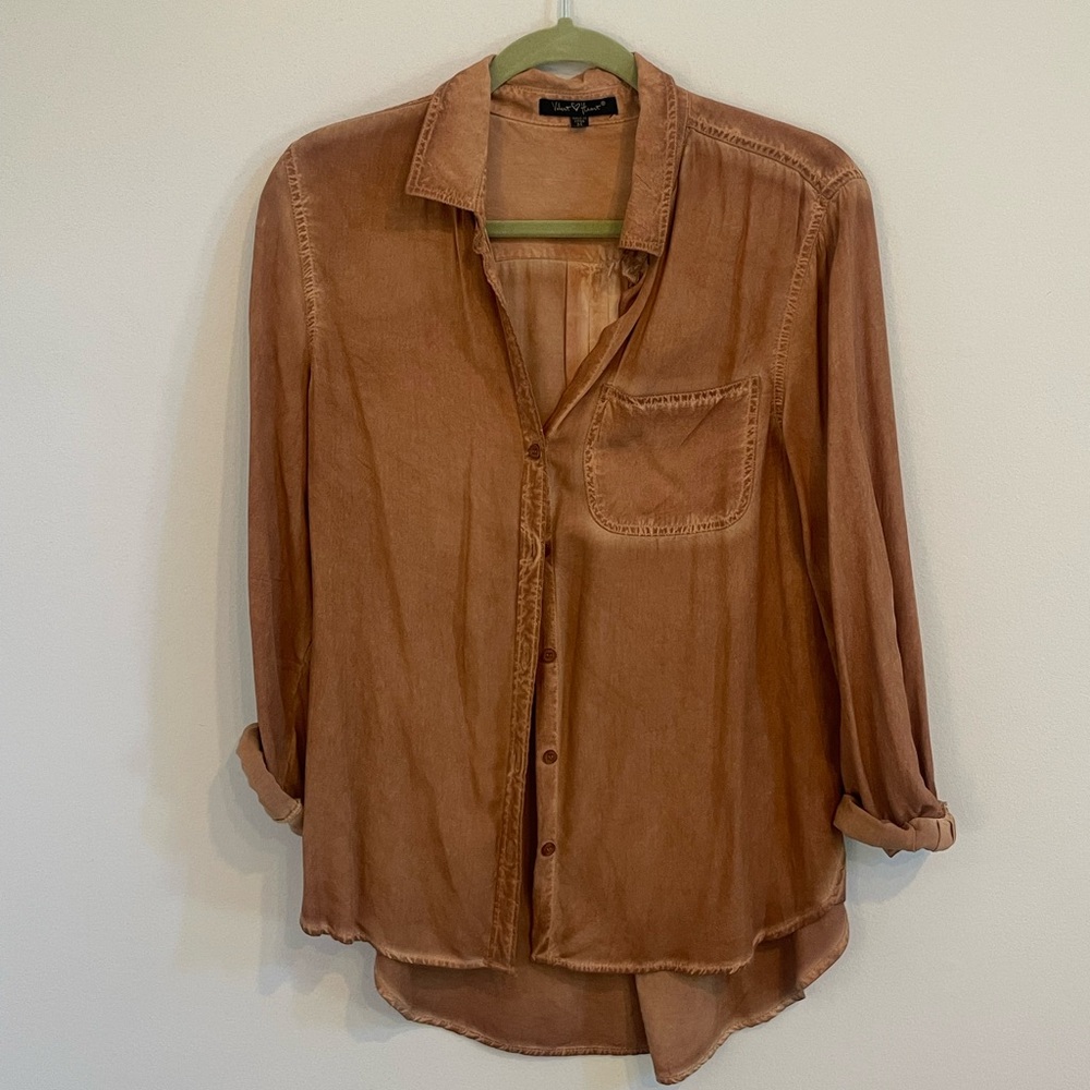 Lightweight Button down